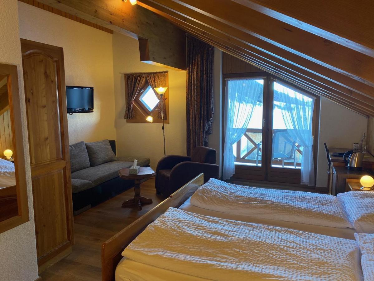 Hotel Alpenhof Oberwald Eksteriør billede