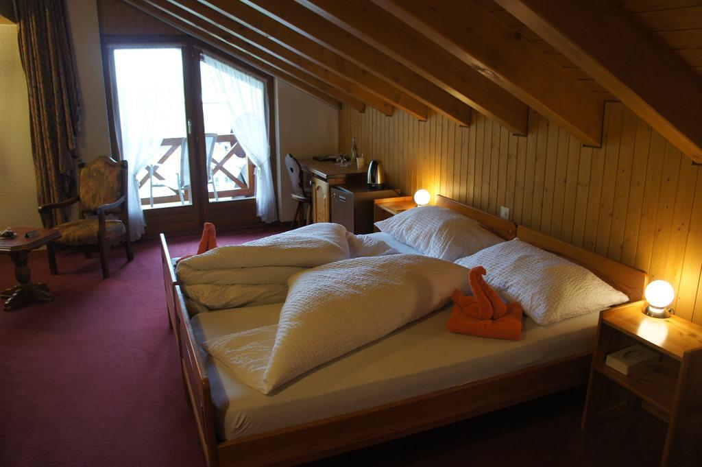 Hotel Alpenhof Oberwald Eksteriør billede