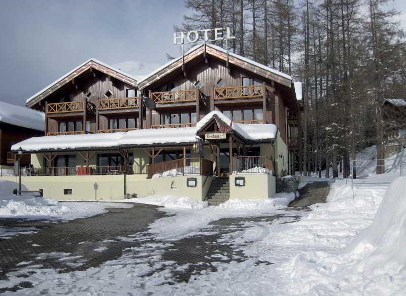Hotel Alpenhof Oberwald Eksteriør billede