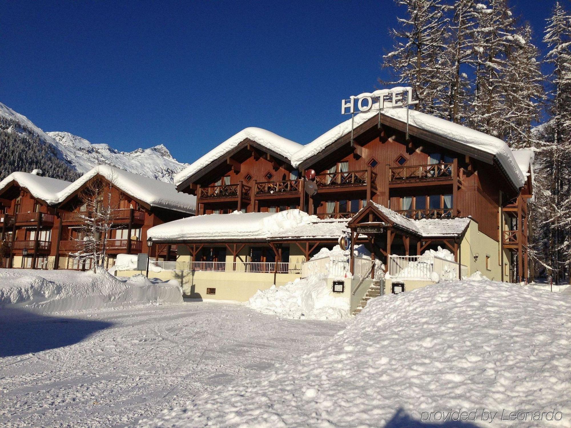 Hotel Alpenhof Oberwald Eksteriør billede