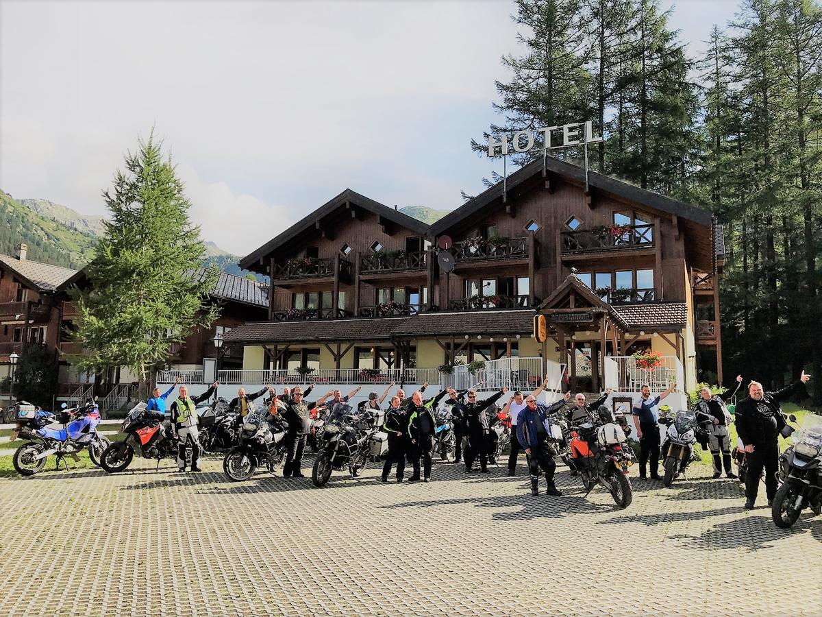 Hotel Alpenhof Oberwald Eksteriør billede